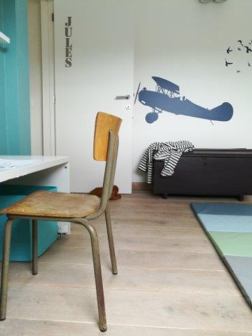kinderkamer, jongen, petrolblauw, vliegtuig