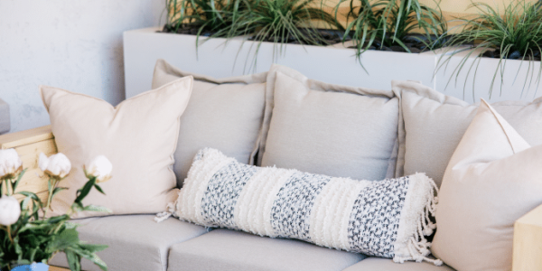 Site banner - blogpost - tuinbank met buitenkussens